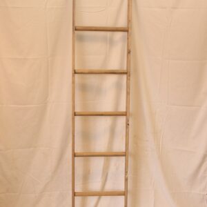 Round Rung Ladder