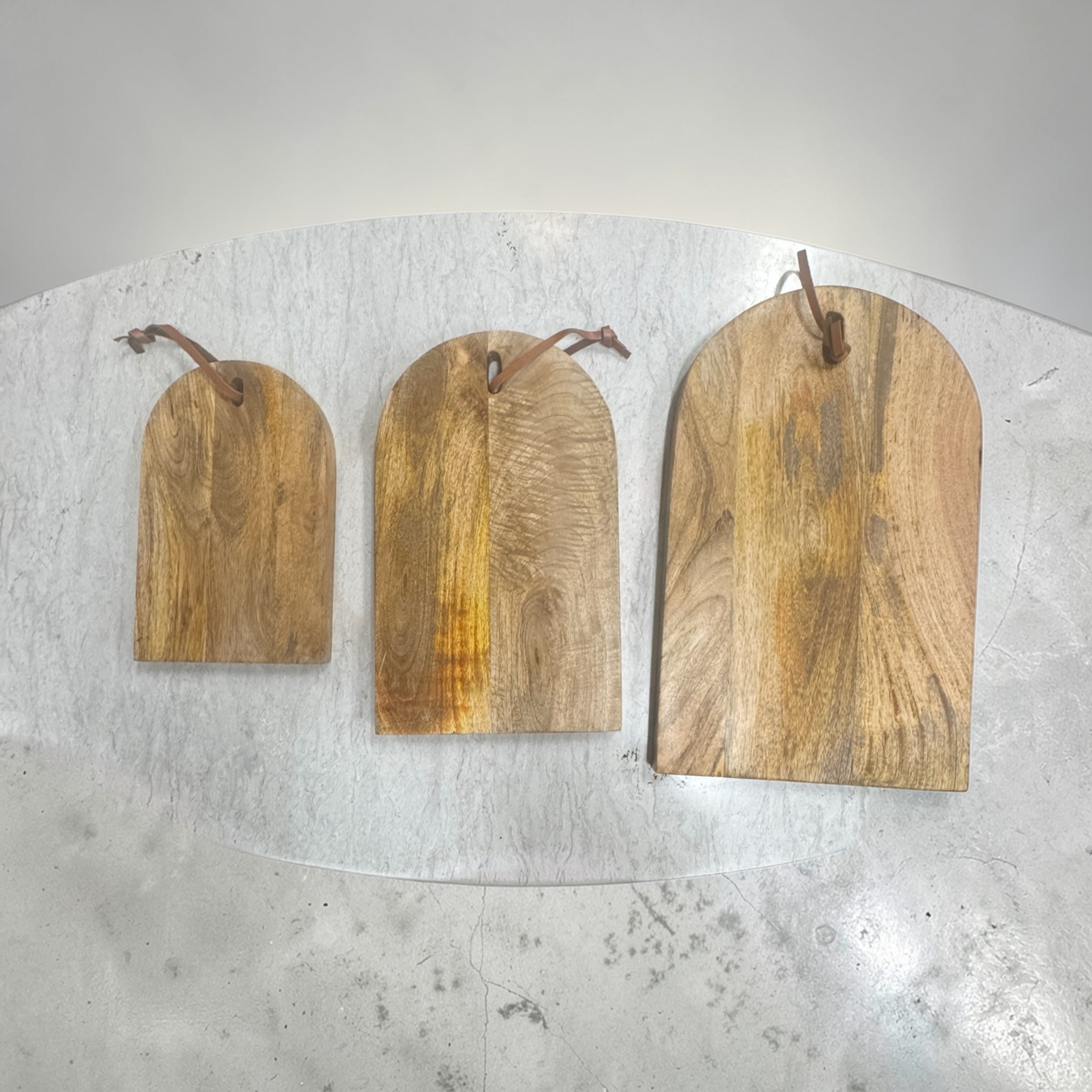 Signature Mango Wood Cutting Boards Lg-Md-Sm - Image 4